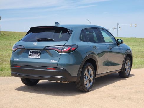 New 2027 Honda HR-V LX image 4