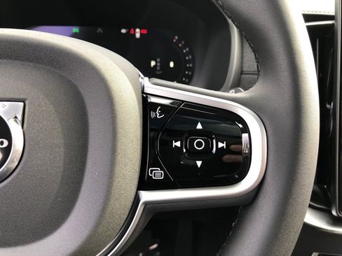 New 2026 Volvo XC90 B6 Ultra image 23