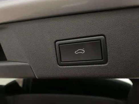 Used 2023 Volkswagen ID.4 S image 94