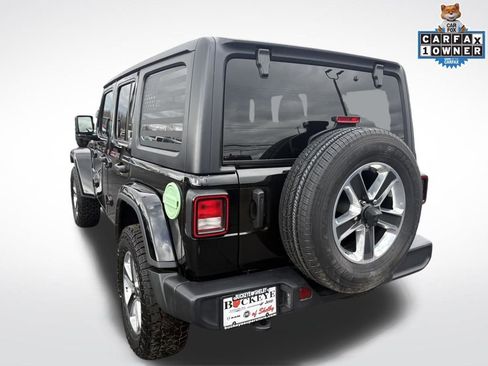 Used 2023 Jeep Wrangler Sahara w/ Cold Weather Group image 5