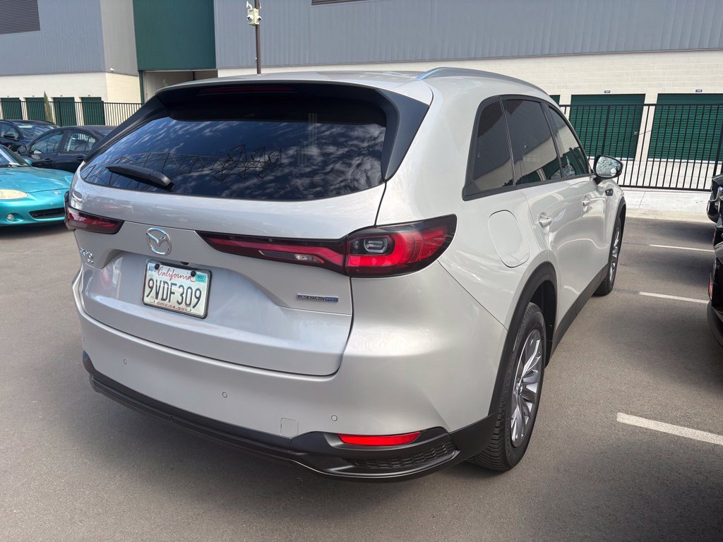 Used 2025 MAZDA CX-90 Plug-In Hybrid w/ Preferred AWD/4WD image 5