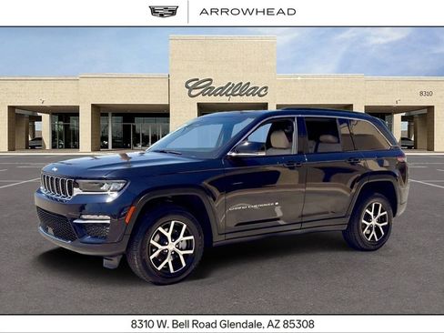 Used 2024 Jeep Grand Cherokee Limited AWD/4WD image 1