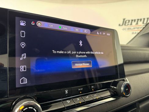 Used 2023 Chevrolet Colorado W/T RWD image 23