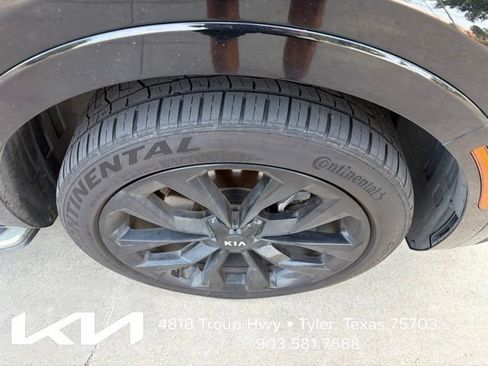 Certified 2021 Kia Sorento SX FWD image 14