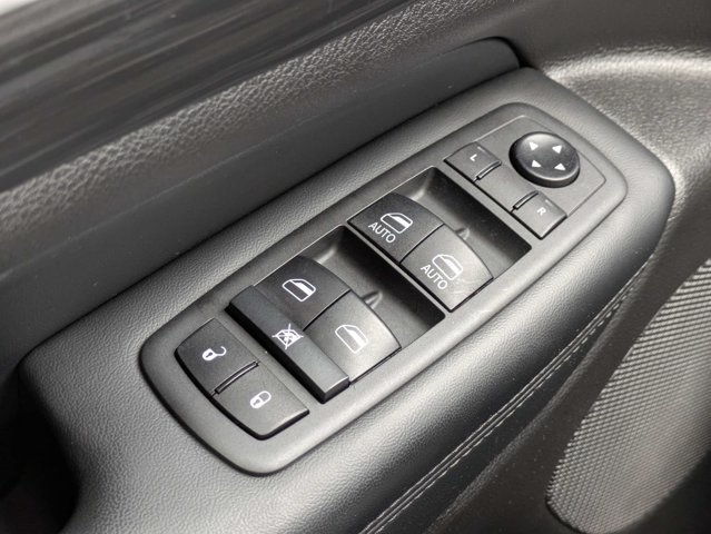 Certified 2021 Jeep Grand Cherokee Laredo RWD image 23