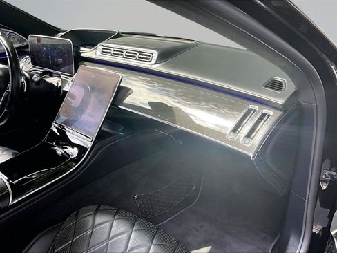 Used 2021 Mercedes-Benz S 580 4MATIC Sedan w/ AMG Line image 26
