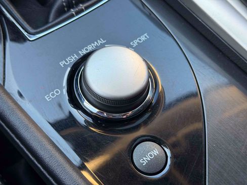 Used 2016 Lexus GS 200t RWD image 34