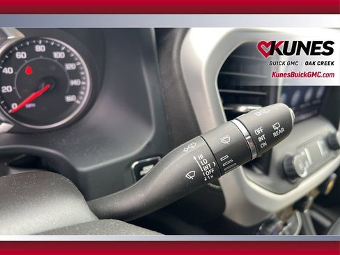 Used 2023 GMC Acadia SLT image 14