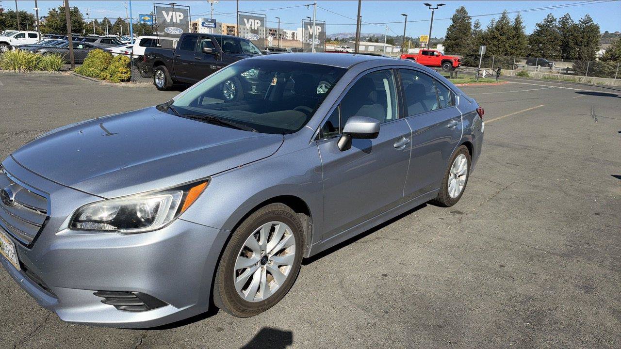 Used 2017 Subaru Legacy 2.5i Premium AWD/4WD image 1