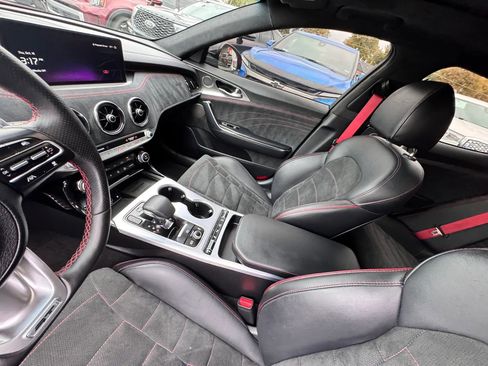 Used 2023 Kia Stinger GT2 image 12