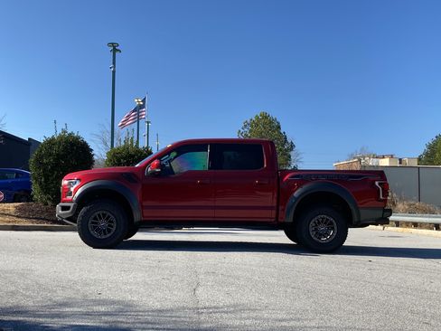 Used 2019 Ford F150 Raptor w/ Equipment Group 802A Luxury image 13