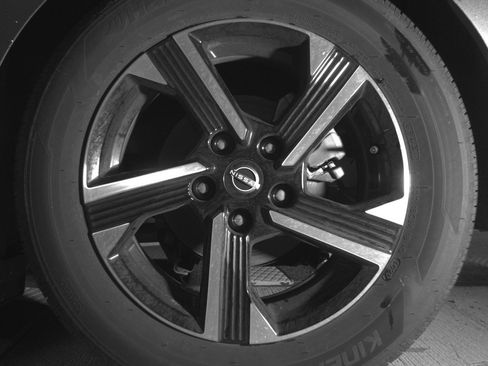 Used 2025 Nissan Sentra SV image 14