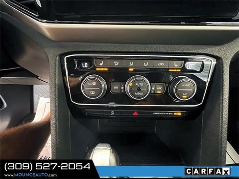 Used 2021 Volkswagen Atlas Cross Sport SEL R-Line w/ Luggage Net & Mats Package image 19