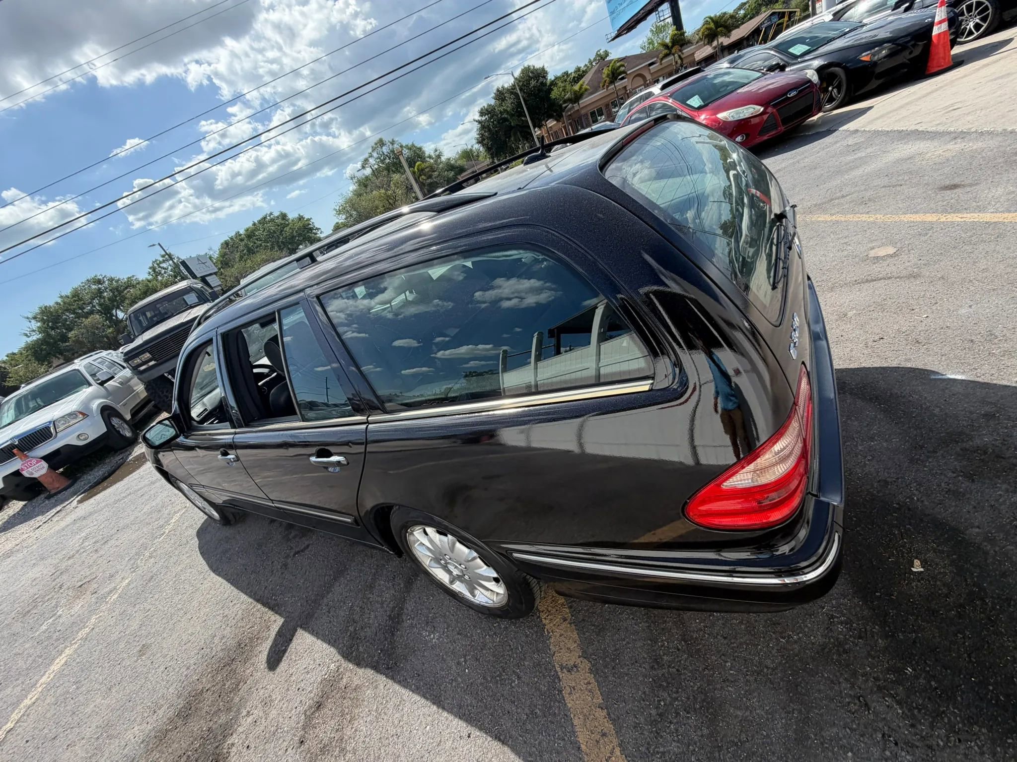 Used 2002 Mercedes-Benz E 320 4MATIC Wagon image 4