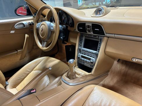 Used 2005 Porsche 911 Carrera S RWD image 11