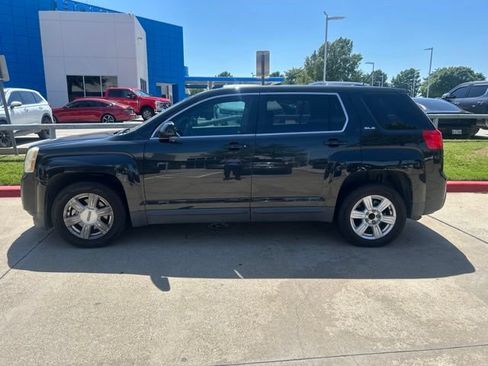 Used 2015 GMC Terrain SLE FWD image 2