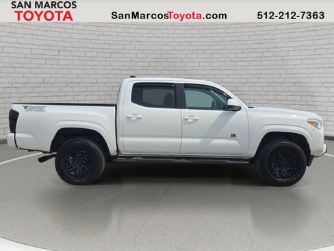 Used 2022 Toyota Tacoma SR w/ SR Convenience Package RWD image 5