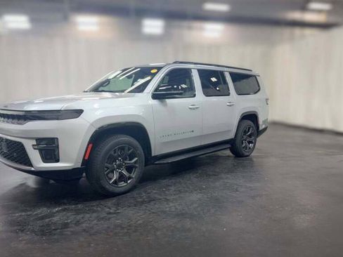 New 2026 Jeep Grand Wagoneer L Limited image 1