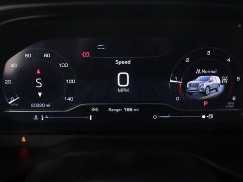 Used 2024 GMC Yukon XL Denali image 21