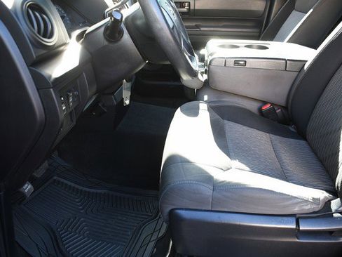 Used 2014 Toyota Tundra SR image 15