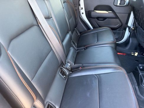 Used 2022 Jeep Gladiator Mojave w/ LED Lighting Group AWD/4WD image 12