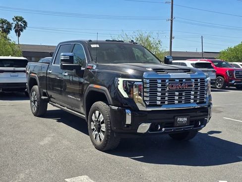New 2026 GMC Sierra 2500 Denali w/ Denali Reserve Package AWD/4WD image 3
