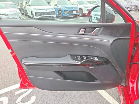 Used 2025 Kia K5 GT-Line w/ GT-Line Premium Package image 12