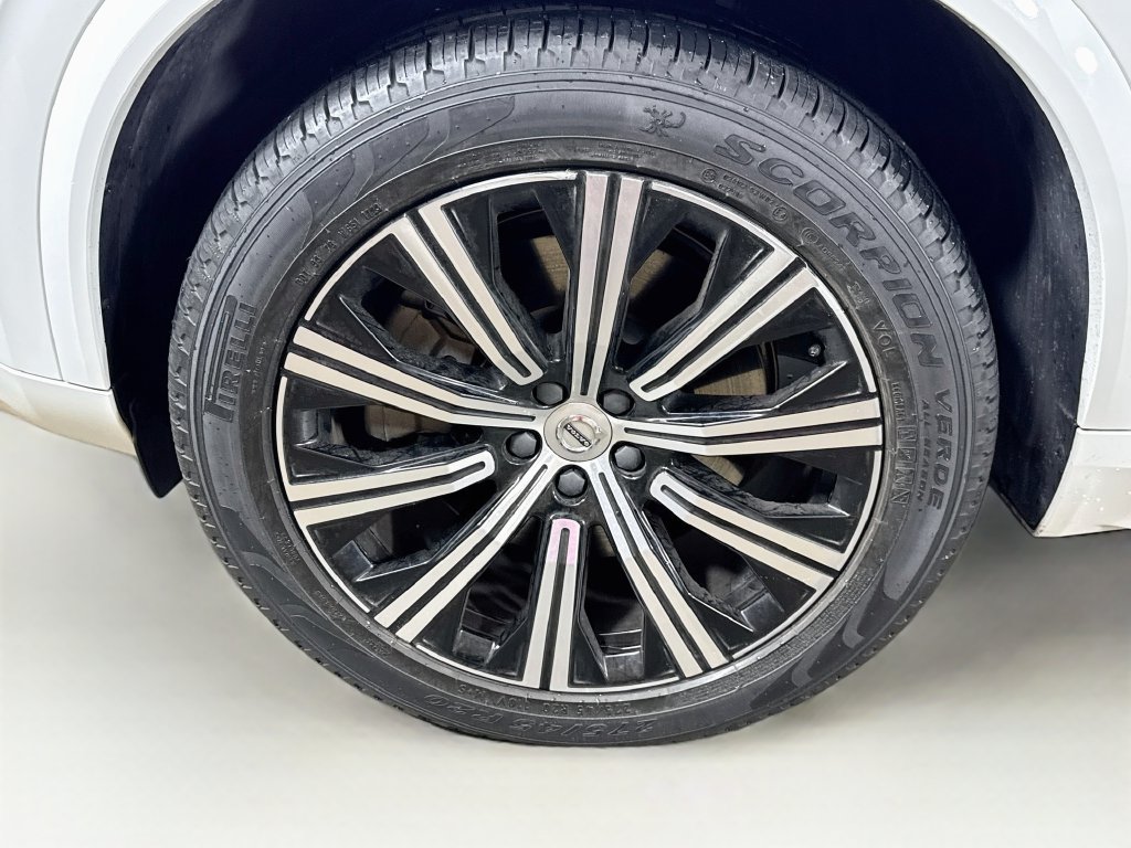 Used 2022 Volvo XC90 T8 Inscription AWD/4WD image 42