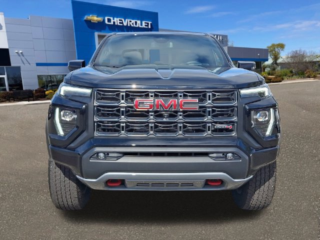 Used 2026 GMC Canyon AT4 w/ Technology Plus Package AWD/4WD image 23