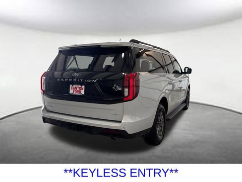 Used 2025 Ford Expedition Max Active RWD image 5