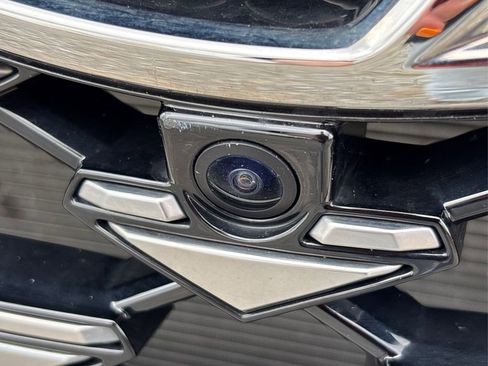 Used 2022 Hyundai Palisade Calligraphy image 16