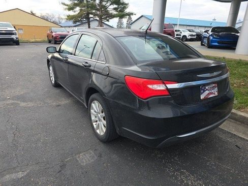 Used 2012 Chrysler 200 Touring image 3