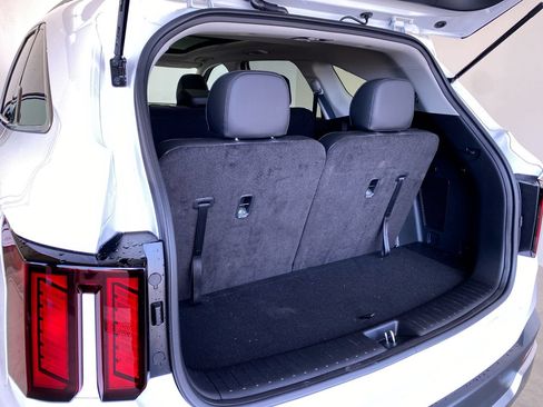 Used 2026 Kia Sorento S w/ S Panoramic Sunroof Package FWD image 15