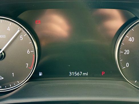 Used 2023 Buick Envision Essence w/ Sport Touring Package AWD/4WD image 12