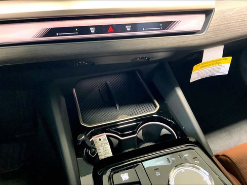 New 2026 BMW 550e xDrive w/ Executive Package image 20