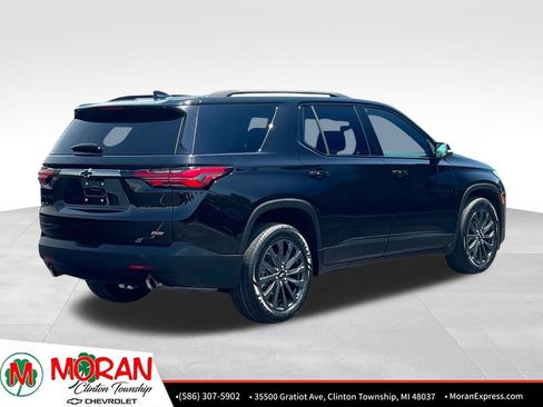 Certified 2023 Chevrolet Traverse RS w/ LPO, Floor Liner Package AWD/4WD image 5