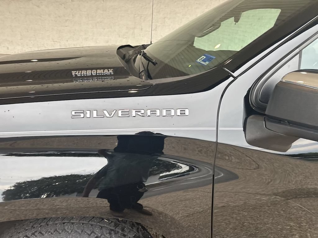 Certified 2024 Chevrolet Silverado 1500 LT AWD/4WD image 32