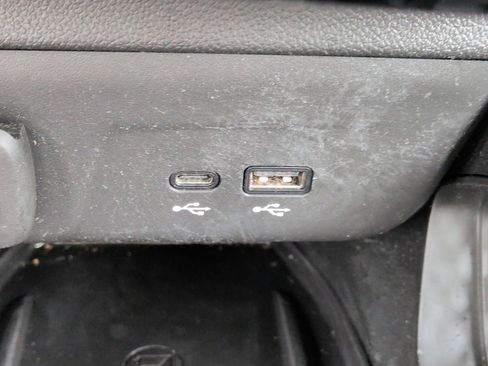 Used 2024 Chevrolet TrailBlazer RS w/ Convenience Package FWD image 22