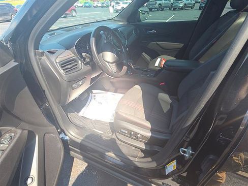 Used 2022 Chevrolet Equinox RS AWD/4WD image 16