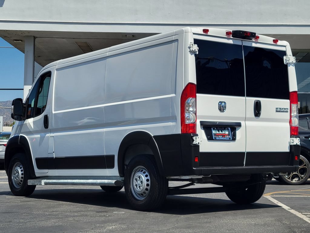 Used 2025 RAM ProMaster 2500 w/ U-Haul Equipment Group FWD image 2