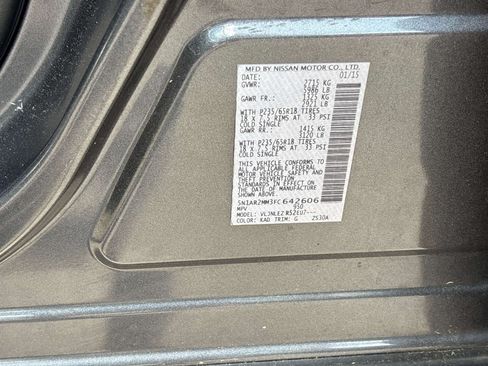 Used 2015 Nissan Pathfinder SV AWD/4WD image 30