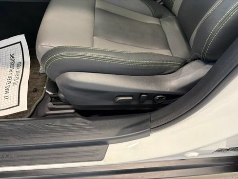 Used 2025 Subaru Outback Onyx Edition AWD/4WD image 10