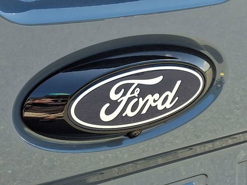 New 2025 Ford Maverick XLT w/ XLT Luxury Package image 21