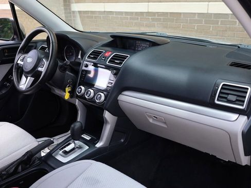 Used 2017 Subaru Forester 2.5i Premium w/ All-Weather Package image 30