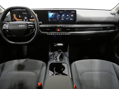 Used 2025 Kia K4 FWD image 10