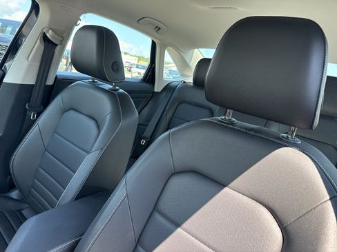 Used 2024 Volkswagen Jetta SE FWD image 27