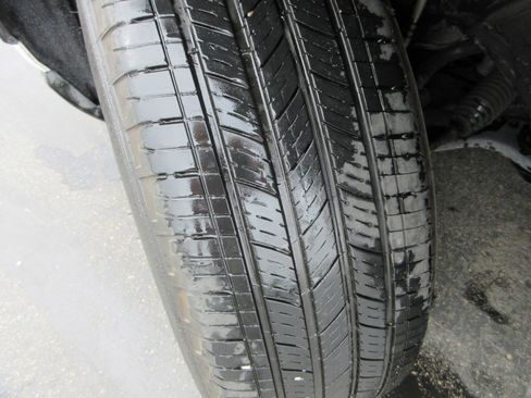 Used 2024 Toyota RAV4 LE image 19