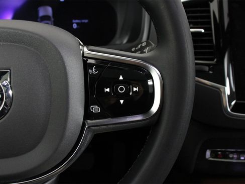 Certified 2023 Volvo XC90 T8 Ultimate image 11