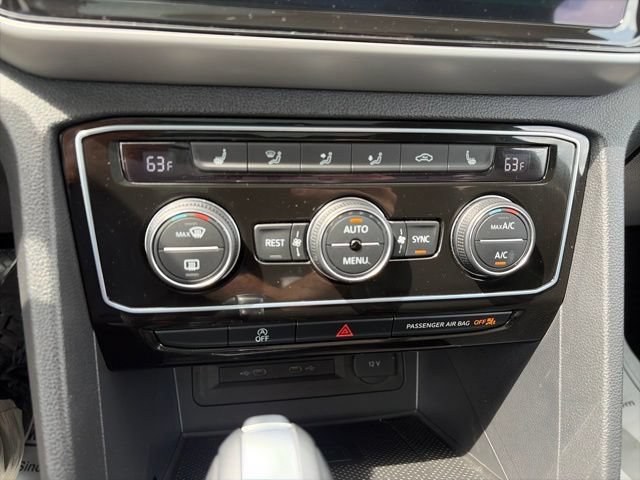 Used 2023 Volkswagen Atlas SEL AWD/4WD image 17