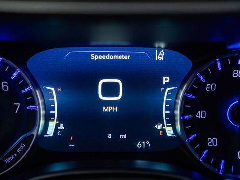 New 2026 Chrysler Pacifica Select image 40